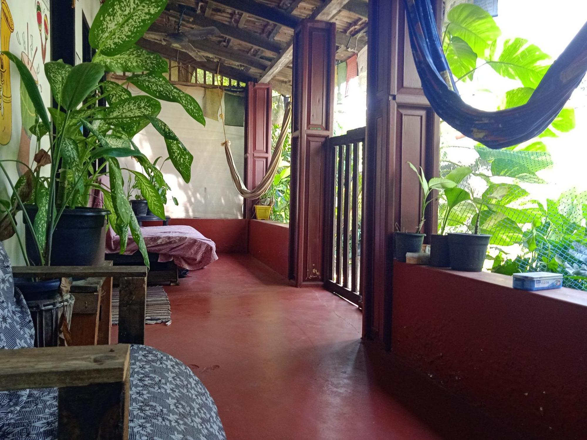 The Blues Hotell Alappuzha Exteriör bild