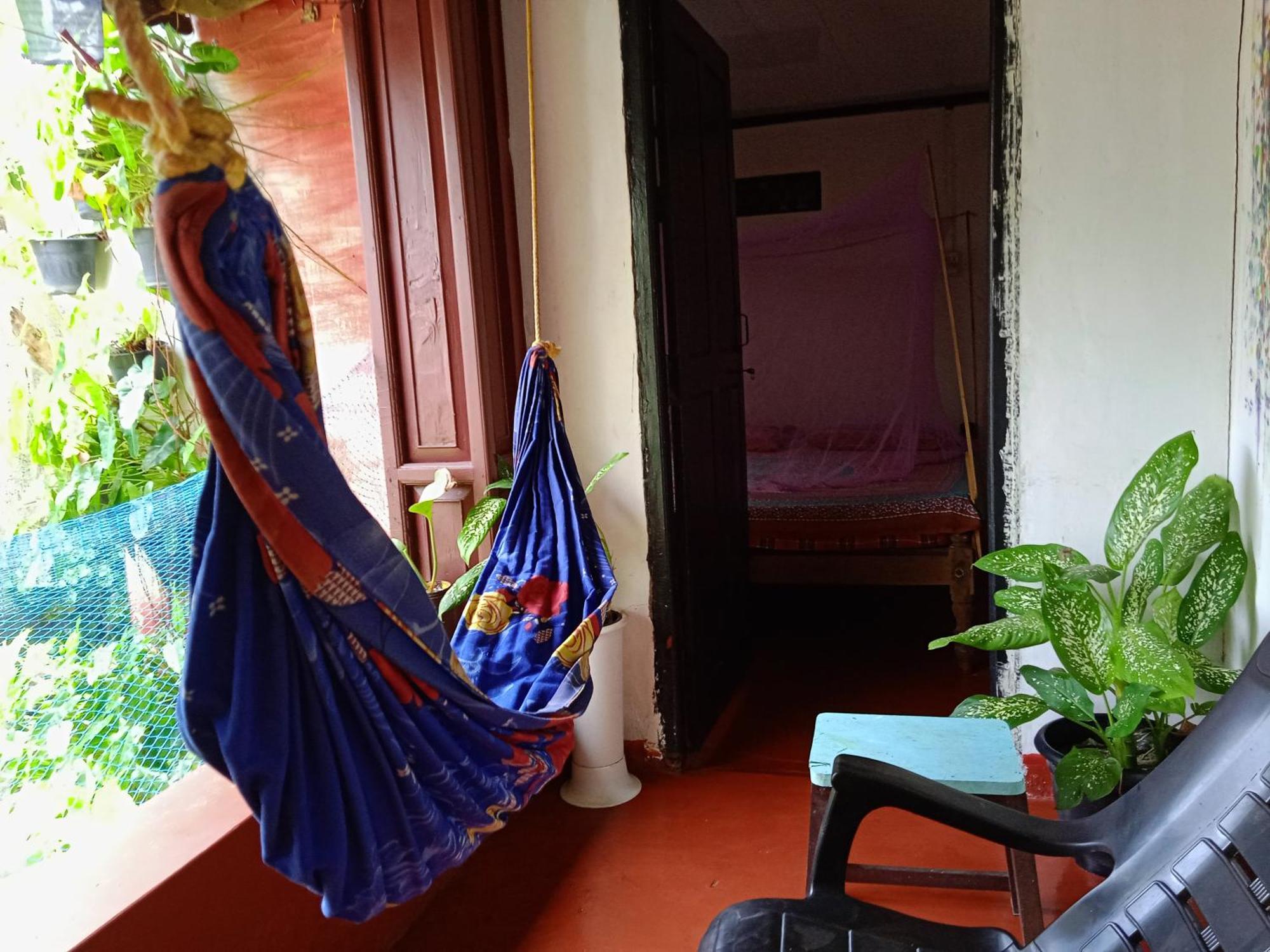 The Blues Hotell Alappuzha Exteriör bild